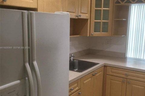 Снять в аренду кондоминиум в Санни-Айлс-Бич, Флорида 1 спальня, 57.6м2, № 1986809 - фото 14