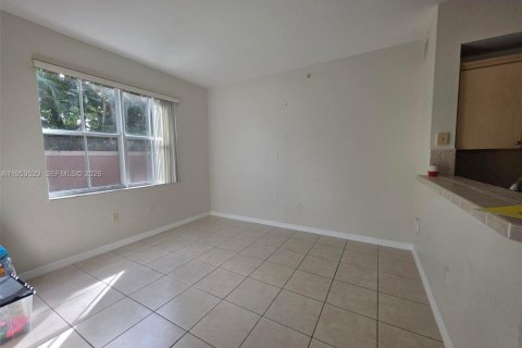Copropriété à louer à Miami, Floride: 3 chambres, 131.92 m2 № 2018159 - photo 5