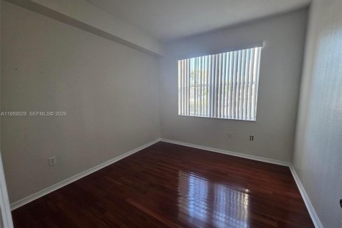 Copropriété à louer à Miami, Floride: 3 chambres, 131.92 m2 № 2018159 - photo 11