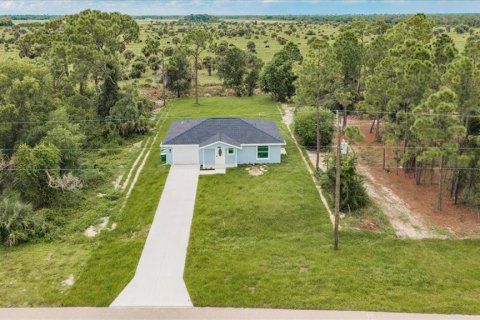 Casa en venta en Punta Gorda, Florida, 2 dormitorios, 89.37 m2 № 1911384 - foto 1