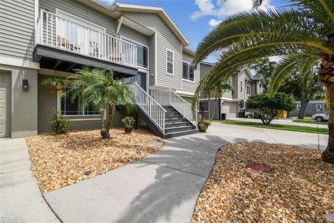 Casa en venta en Port Richey, Florida, 3 dormitorios, 150.32 m2 № 1912566 - foto 3