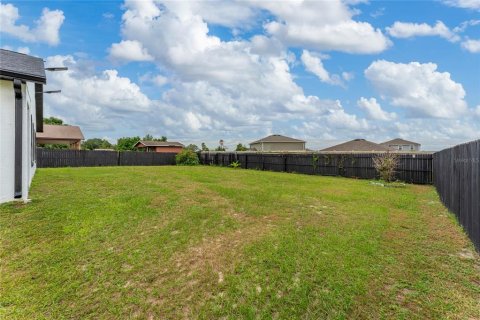 Villa ou maison à louer à Mascotte, Floride: 3 chambres, 117.06 m2 № 2437285 - photo 18