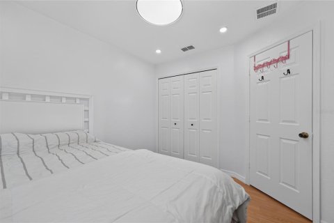 Villa ou maison à louer à Mascotte, Floride: 3 chambres, 117.06 m2 № 2437285 - photo 15