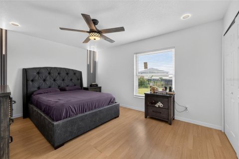 Villa ou maison à louer à Mascotte, Floride: 3 chambres, 117.06 m2 № 2437285 - photo 9