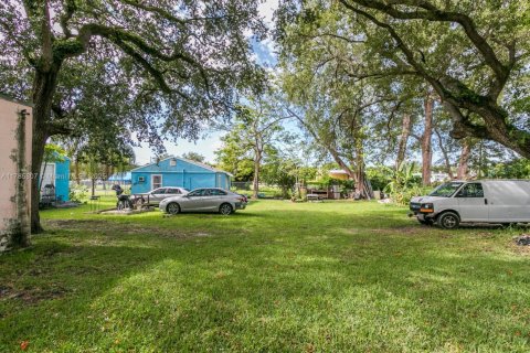 Terrain à vendre à Miami, Floride № 1958798 - photo 3