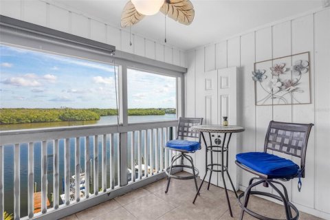 Condo in Ruskin, Florida, 2 bedrooms № 2232428 - photo 17