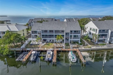 Condo in Ruskin, Florida, 2 bedrooms № 2232428 - photo 4