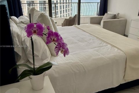 Condo in Miami, Florida, 1 bedroom  № 1756287 - photo 4