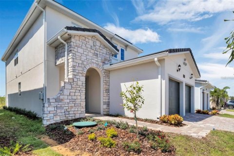 Villa ou maison à vendre à Montverde, Floride: 4 chambres, 234.95 m2 № 2234335 - photo 2