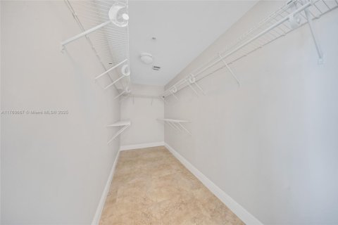 Copropriété à vendre à Miami, Floride: 2 chambres, 114.92 m2 № 1714559 - photo 18