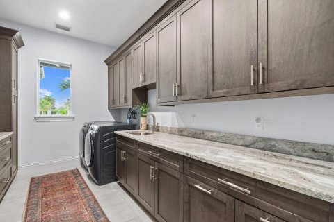Villa ou maison à vendre à Stuart, Floride: 7 chambres, 698.35 m2 № 2174150 - photo 28