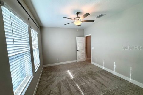 Casa en alquiler en Tampa, Florida, 5 dormitorios, 345.97 m2 № 1906307 - foto 28