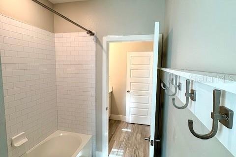 Casa en alquiler en Tampa, Florida, 5 dormitorios, 345.97 m2 № 1906307 - foto 25