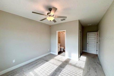Casa en alquiler en Tampa, Florida, 5 dormitorios, 345.97 m2 № 1906307 - foto 21