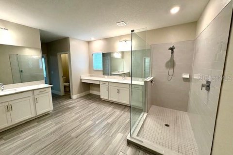 Casa en alquiler en Tampa, Florida, 5 dormitorios, 345.97 m2 № 1906307 - foto 6