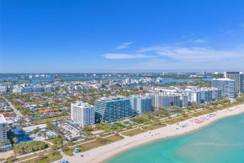 Copropriété à vendre à Surfside, Floride: 2 chambres, 118.64 m2 № 1797639 - photo 4