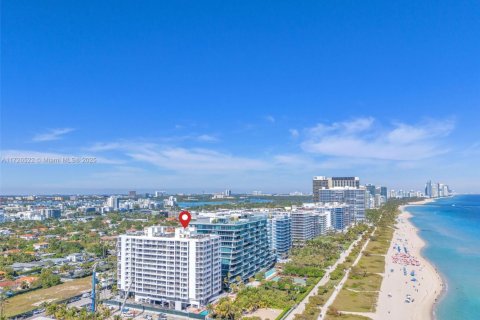 Copropriété à vendre à Surfside, Floride: 2 chambres, 118.64 m2 № 1797639 - photo 27