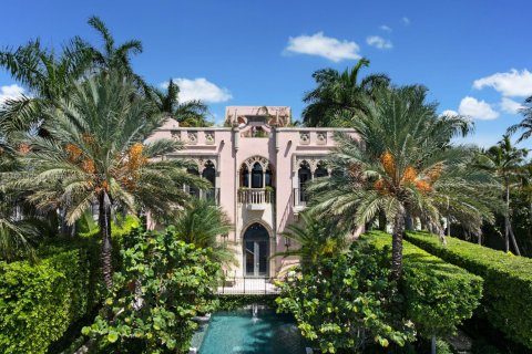 Villa ou maison à vendre à Miami, Floride: 5 chambres, 1195 m2 № 1920542 - photo 1