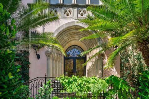 Villa ou maison à vendre à Miami, Floride: 5 chambres, 1195 m2 № 1920542 - photo 6