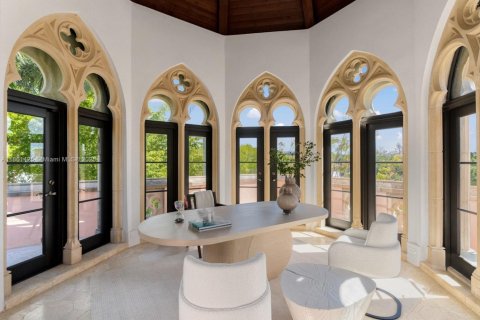 Villa ou maison à vendre à Miami, Floride: 5 chambres, 1195 m2 № 1920542 - photo 28