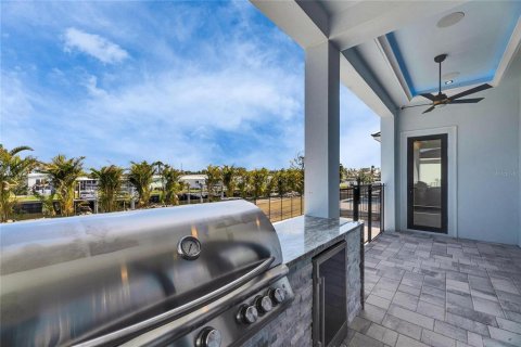 Casa en venta en Apollo Beach, Florida, 5 dormitorios, 246.56 m2 № 1546299 - foto 5