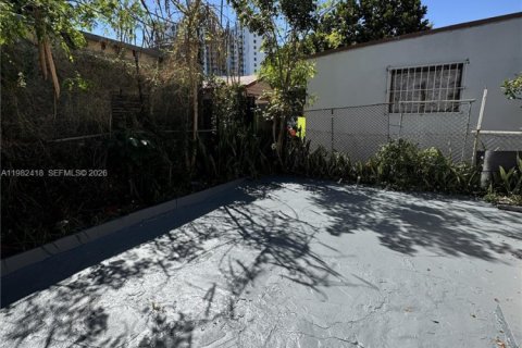 Снять в аренду квартиру в Майами, Флорида 1 спальня, 74.32м2, № 2045554 - фото 9