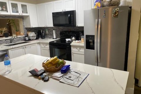 Condominio en venta en Tamarac, Florida, 2 dormitorios, 112.88 m2 № 1975487 - foto 9