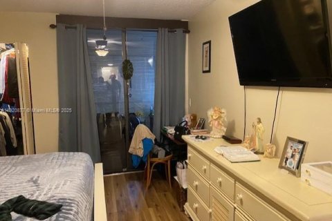 Condominio en venta en Tamarac, Florida, 2 dormitorios, 112.88 m2 № 1975487 - foto 27