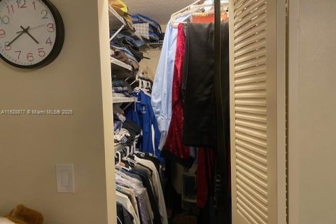 Condominio en venta en Tamarac, Florida, 2 dormitorios, 112.88 m2 № 1975487 - foto 29