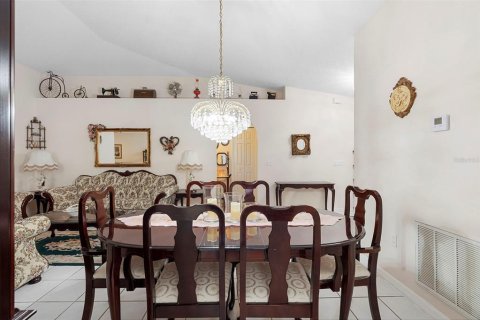 Villa ou maison à vendre à Apopka, Floride: 3 chambres, 138.15 m2 № 1854514 - photo 7