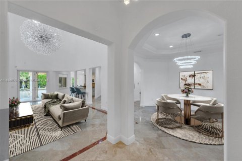 Casa en venta en Pinecrest, Florida, 4 dormitorios, 348.2 m2 № 1820068 - foto 7