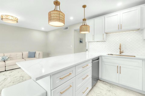 Copropriété à vendre à Stuart, Floride: 2 chambres, 77.76 m2 № 2146964 - photo 12