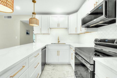 Copropriété à vendre à Stuart, Floride: 2 chambres, 77.76 m2 № 2146964 - photo 10
