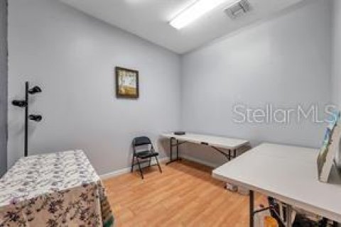 Immobilier commercial à louer à Tarpon Springs, Floride: 131.46 m2 № 2102055 - photo 9