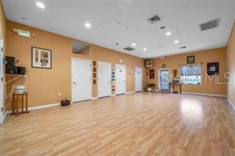 Immobilier commercial à louer à Tarpon Springs, Floride: 131.46 m2 № 2102055 - photo 5