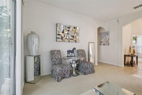 Casa en venta en Apopka, Florida, 5 dormitorios, 266.16 m2 № 2130020 - foto 18