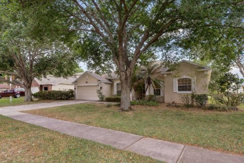 Casa en venta en Apopka, Florida, 5 dormitorios, 266.16 m2 № 2130020 - foto 3