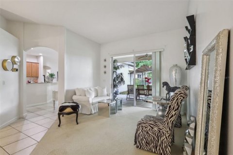 Casa en venta en Apopka, Florida, 5 dormitorios, 266.16 m2 № 2130020 - foto 7