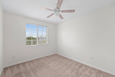 Condo in Delray Beach, Florida, 2 bedrooms № 2187665 - photo 19