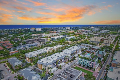Condo in Delray Beach, Florida, 2 bedrooms № 2187665 - photo 3