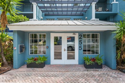 Condo in Delray Beach, Florida, 2 bedrooms № 2187665 - photo 5