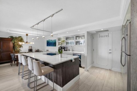 Condo in Riviera Beach, Florida, 2 bedrooms  № 2146336