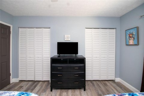 Apartment in Largo, Florida 3 bedrooms, 111.48 sq.m. № 2104636 - photo 24