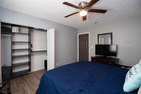 Apartment in Largo, Florida 3 bedrooms, 111.48 sq.m. № 2104636 - photo 19