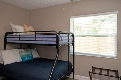 Apartment in Largo, Florida 3 bedrooms, 111.48 sq.m. № 2104636 - photo 27