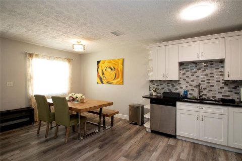 Apartment in Largo, Florida 3 bedrooms, 111.48 sq.m. № 2104636 - photo 8