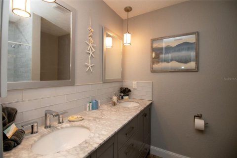 Apartment in Largo, Florida 3 bedrooms, 111.48 sq.m. № 2104636 - photo 20