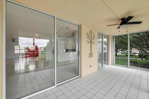 Condo in Boynton Beach, Florida, 3 bedrooms № 2399688 - photo 17