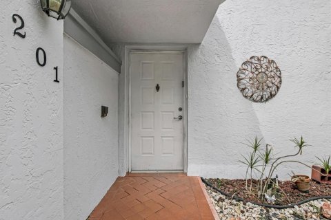 Condo in Boynton Beach, Florida, 3 bedrooms № 2399688 - photo 3