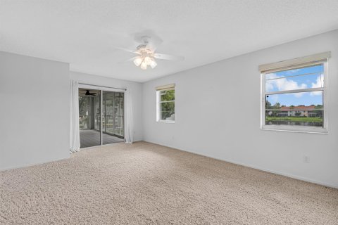 Condo in Boynton Beach, Florida, 3 bedrooms № 2399688 - photo 29